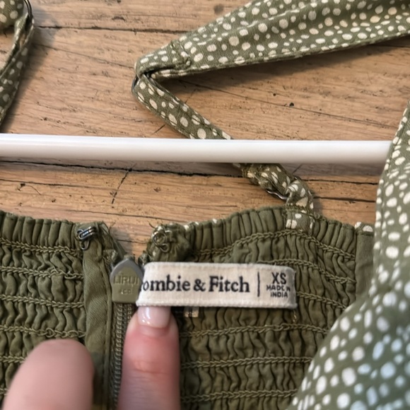 Abercrombie & Fitch Polka Dot Dress - Picture 4 of 10